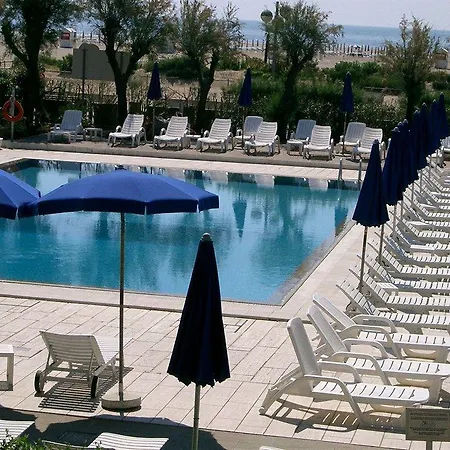 Готель Fantinello 4*