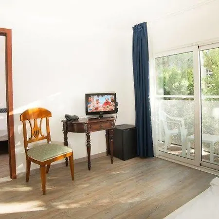 Готель Fantinello 4*